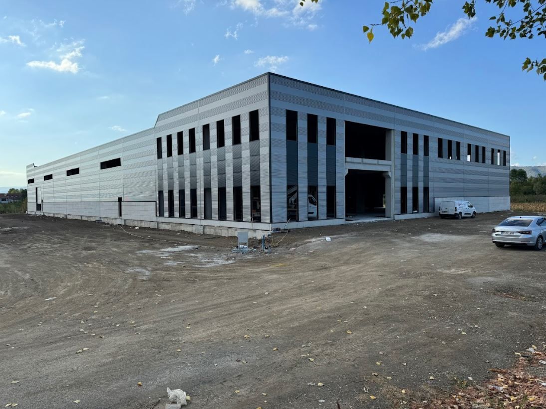 Çok yakında Düzce Çilimli de faaliyete geçecek olan yeni üretim tesisimiz ile gücümüze güç katıyoruz.